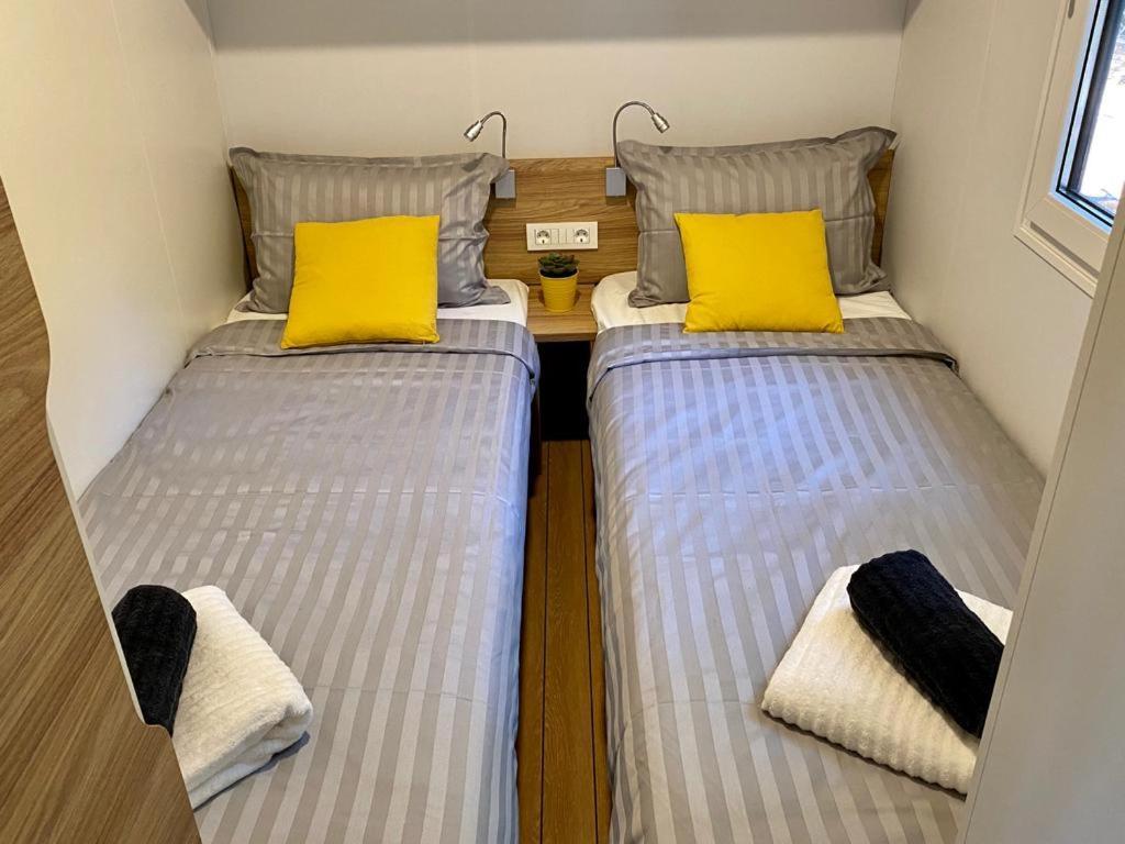 Peputo Luxury & Mobile Homes *